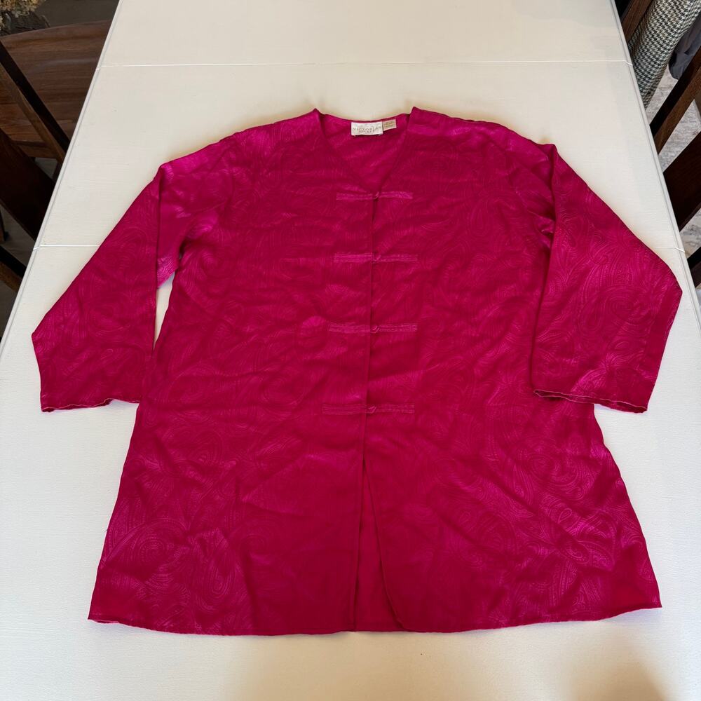 Victoria's Secret Vintage Gold Label 100% Silk Pink Robe Sleep Shirt Lingerie